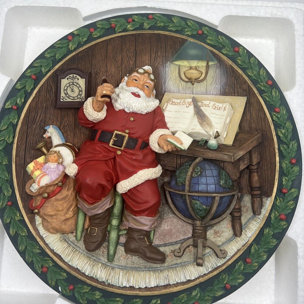 Coca Cola 3D Christmas Plate Santa Good Boys Girls Santa at his desk #91002